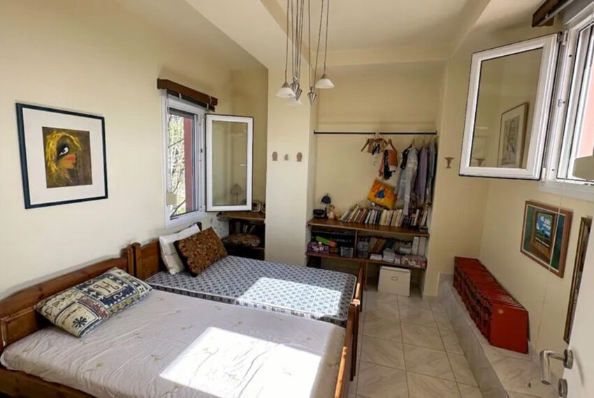 Agiaparaskevi2054-13