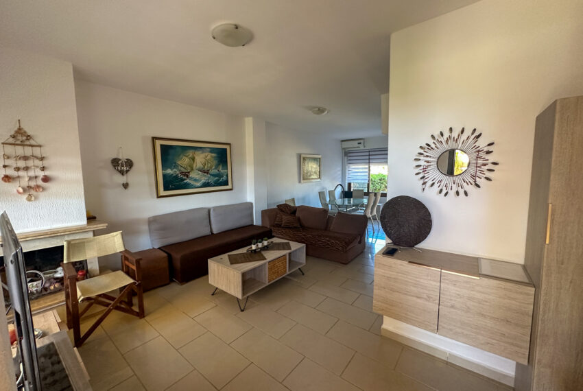 Gerakini2433-21