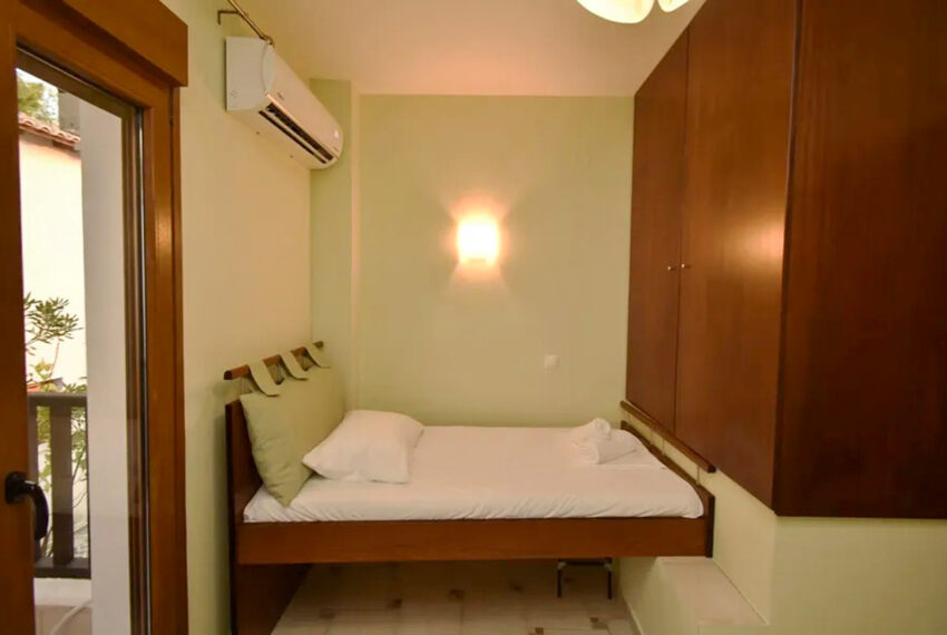 Siviri2458-13