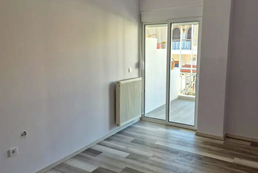Moudania2656-8